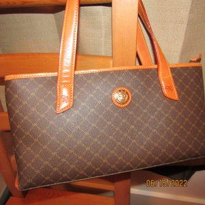 Rioni satchel